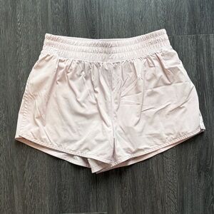 ARITZIA TnaMOVE Lunch 2” Short Dusty Pink Size Small